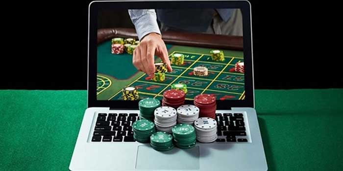 Difference Between Online Gambling and Online Betting